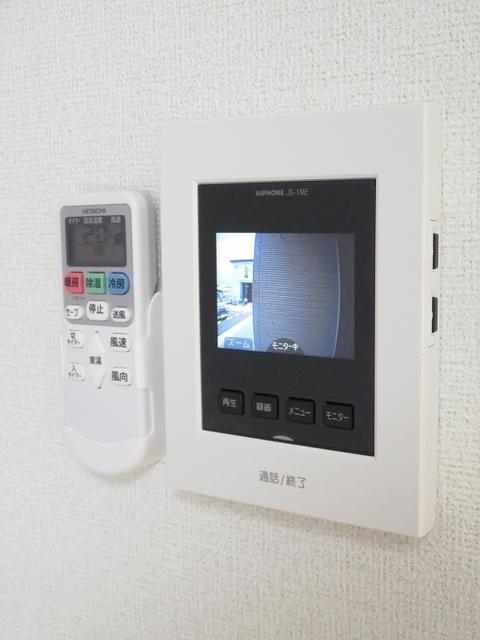 セキュリティ　モニター付きインターホン