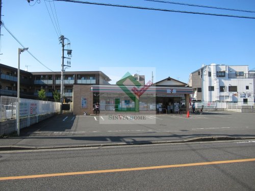 コンビニ　セブンイレブン小平美園町3丁目店（コンビニ）まで859m