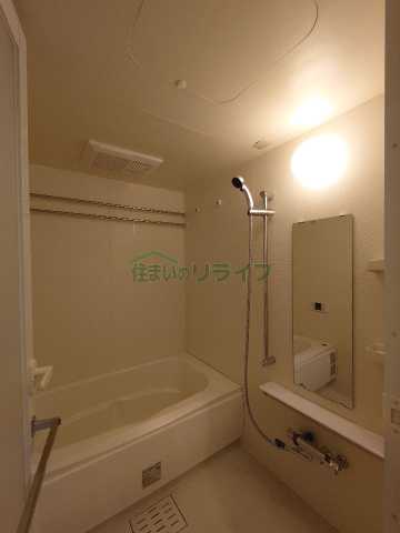 バス・シャワールーム　別部屋同タイプ部屋の参考写真となります。
