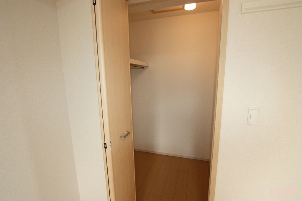 収納　クローゼット