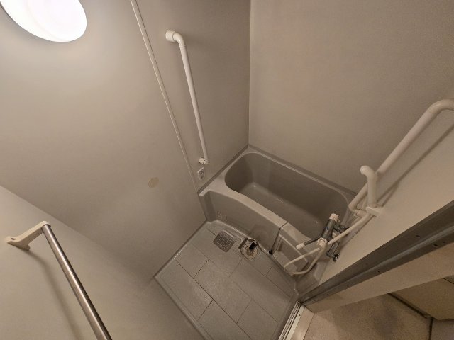 バス・シャワールーム　ゆったり過ごせるお風呂です