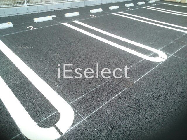 駐車場　敷地内駐車場