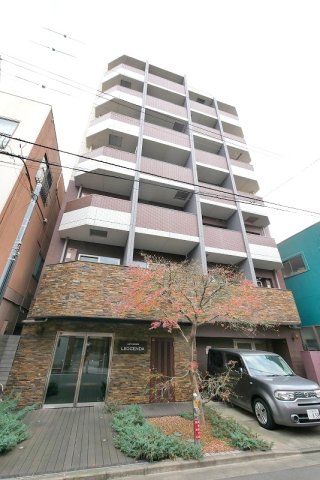 建物外観　外観は落ち着いています