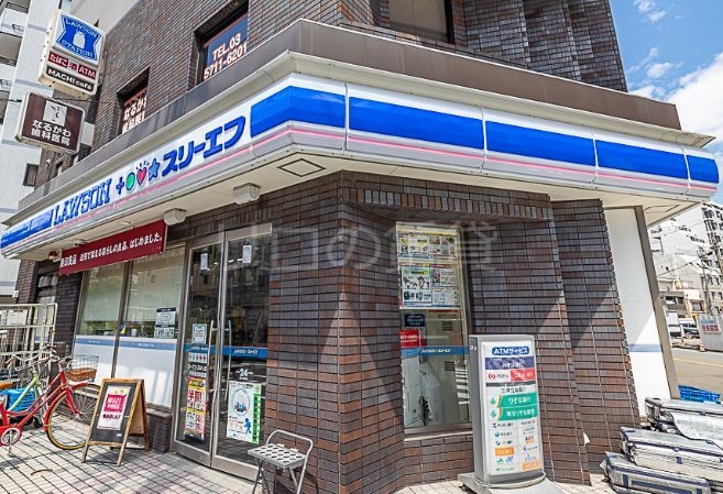 コンビニ　ローソン・スリーエフ大田蓮沼駅前店（コンビニ）まで81m