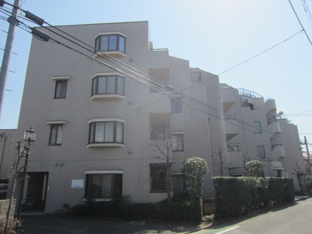 建物外観　★エントランス側の外観です★