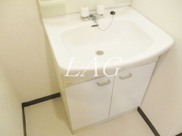 洗面設備　独立洗面台です。