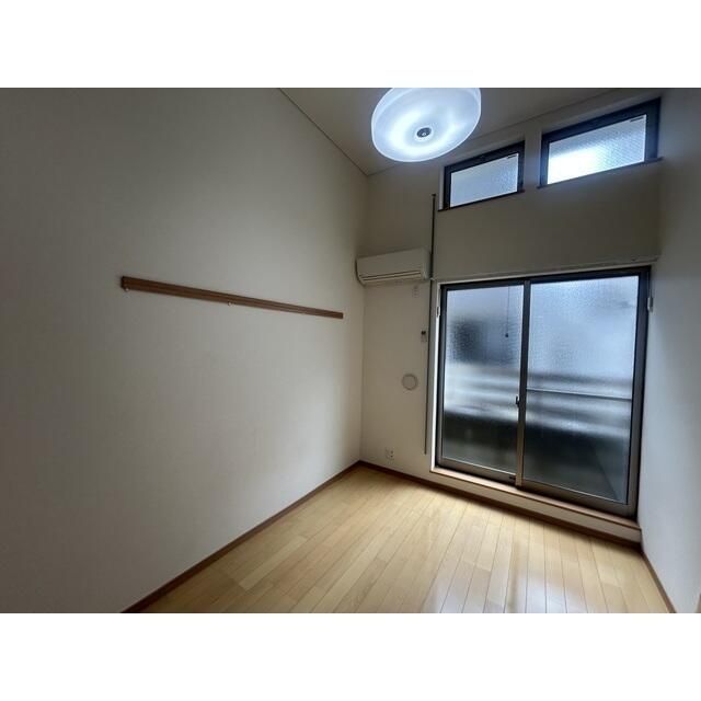 居室・リビング　同仕様写真