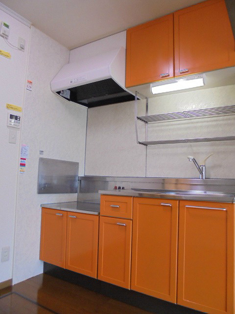 キッチン　写真は103号室です（参考）