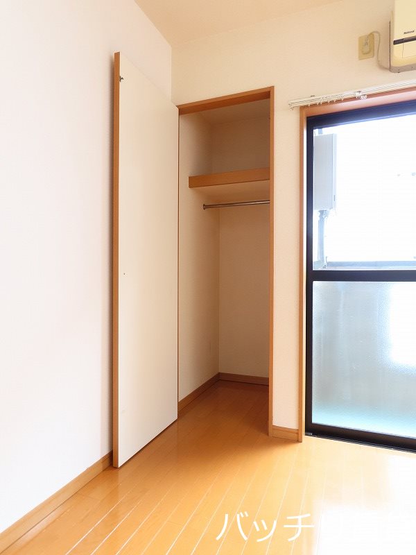 収納　同型タイプの為現状を優先致します。