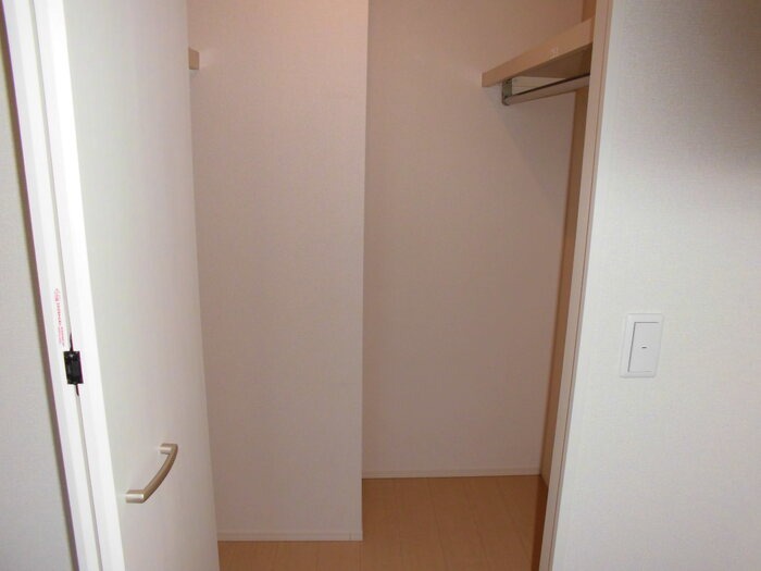 収納　図面と現状に相違がある場合には現状を優先