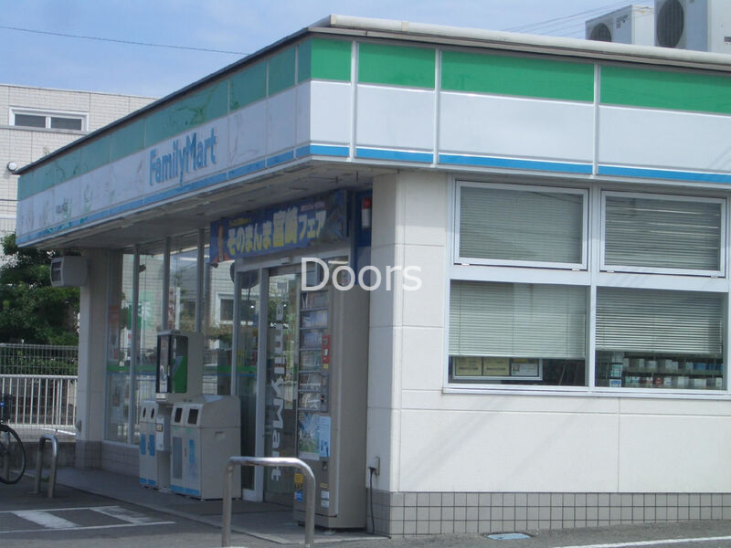 コンビニ　ファミリーマート岡山奥田店（コンビニ）まで224m