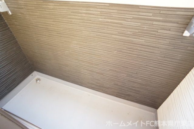 バルコニー　写真は同施工会社の類似物件となります。