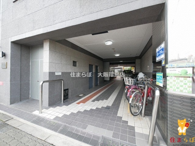 エントランス　共用部の印象も大切に