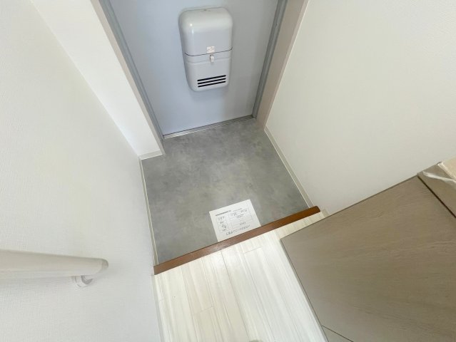玄関　落ち着いたおしゃれな玄関です。