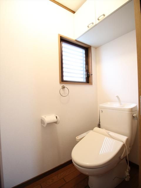 トイレ　シンプルで使いやすいトイレです