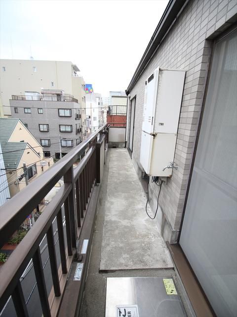 バルコニー　落ち着いた時間を過ごせるバルコニーです
