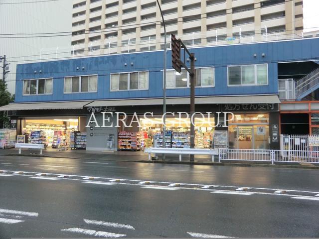 ドラックストア　マツモトキヨシmatsukiyoLAB井土ヶ谷駅前店（ドラッグストア）まで596m