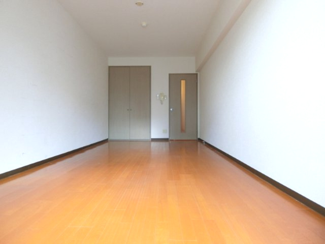 居室・リビング　詳細は、RISUMO江坂本店→06-6155-7137まで♪
