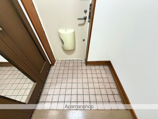 ルーブルヤマトIの玄関写真