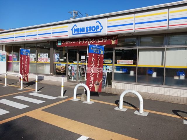 コンビニ　ミニストップ千葉北高校前店（コンビニ）まで449m