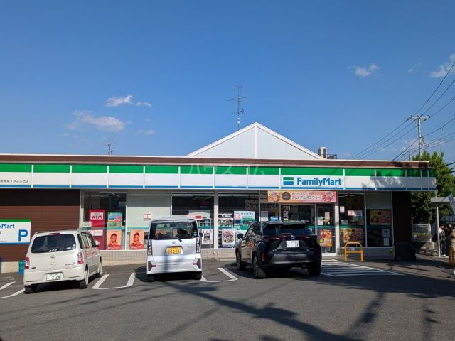 コンビニ　ファミリーマート小浦青葉すみよし台店（コンビニ）まで394m
