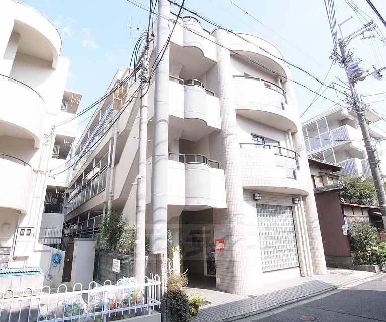 建物外観　しっかりしたマンションです。