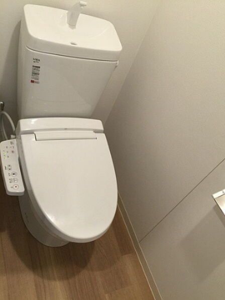トイレ　別部屋参考写真