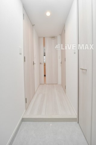 玄関　※別号室参考写真※