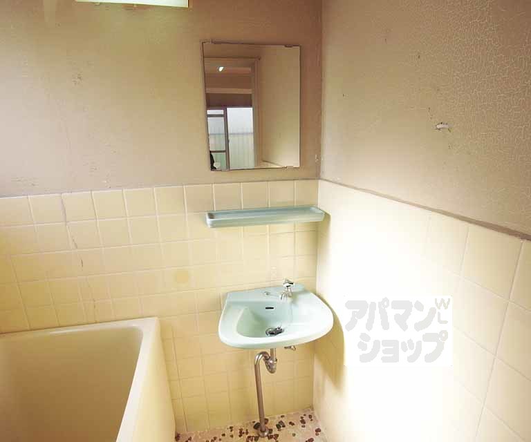 洗面設備　洗面台です。