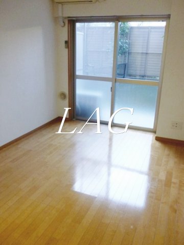 居室・リビング　洋室のお部屋です。