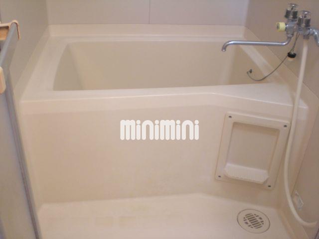 バス・シャワールーム　バス・トイレ独立タイプ