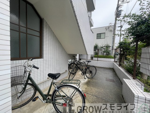 ＪＲ東海道本線 摂津本山駅 徒歩6分 5階建 築34年の外観写真