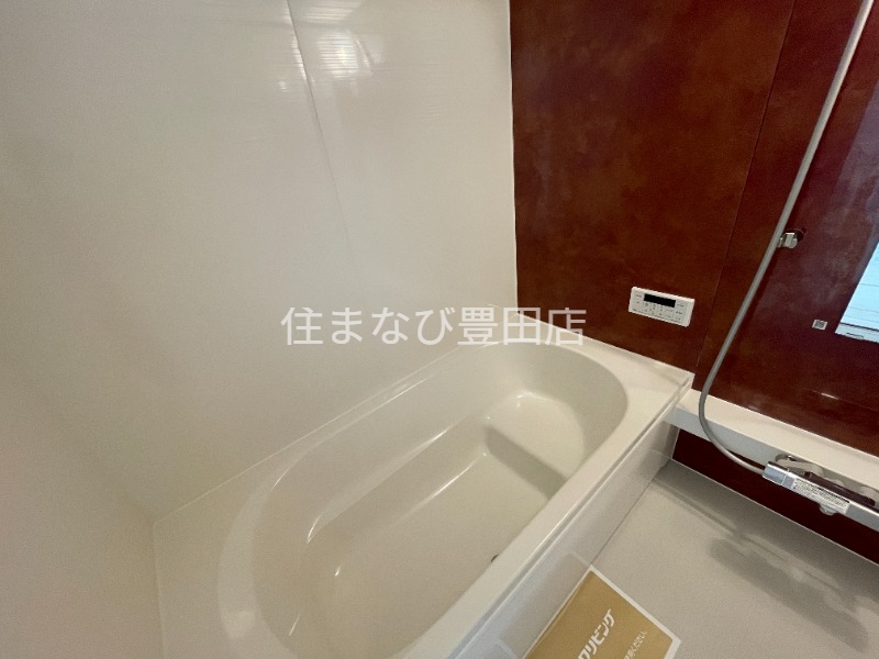 バス・シャワールーム　同型別部屋写真