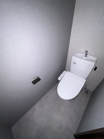 トイレ　参考写真別号室