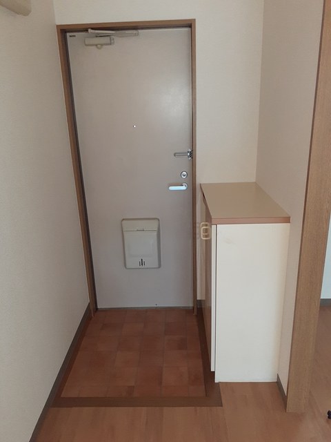玄関　落ち着いた玄関です