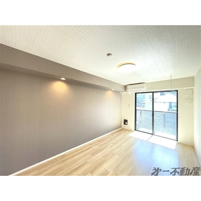 建物外観　洋室