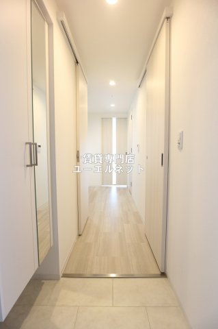 ＪＲ東海道本線 岸辺駅 徒歩3分 10階建 築3年の玄関写真
