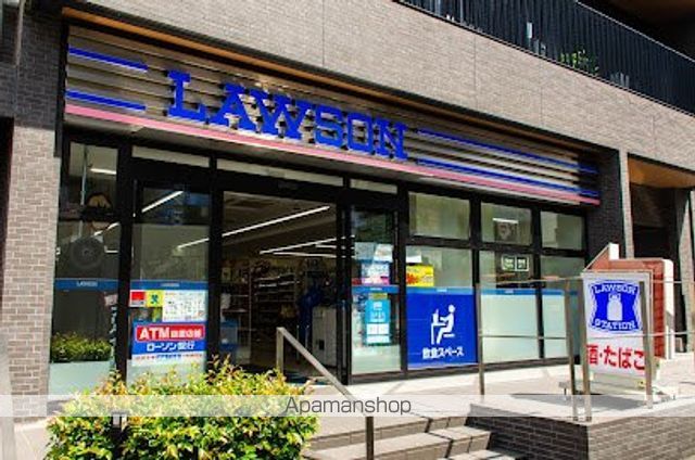 コンビニ　ローソン 文京サッカー通り店（コンビニ）まで338m