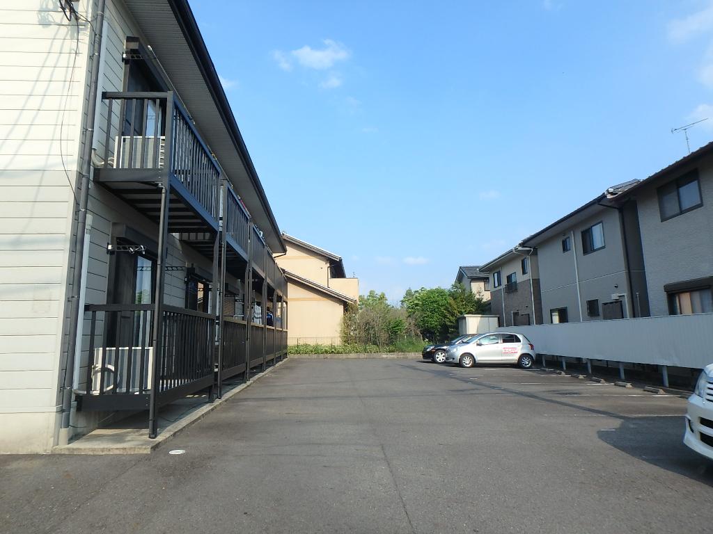 駐車場　駐車場