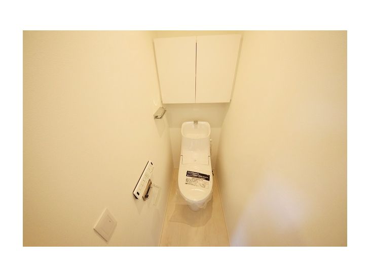 新交通ゆりかもめ 日の出駅 徒歩4分 12階建 築9年のトイレ写真