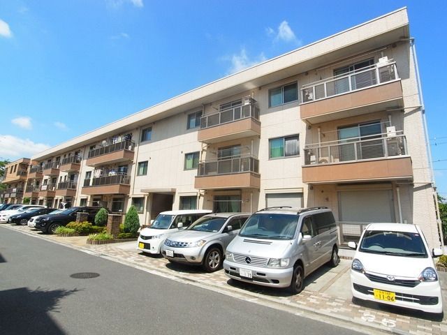 建物外観　日当たりのよいお部屋♪
