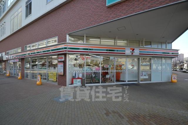 コンビニ　セブンイレブン　尼崎潮江1丁目店（コンビニ）まで244m