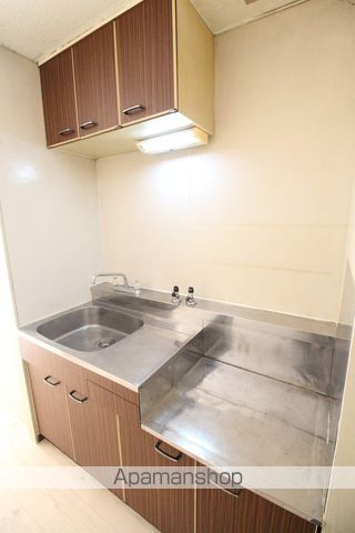 阪急神戸線 中津駅 徒歩7分 6階建 築43年のキッチン写真