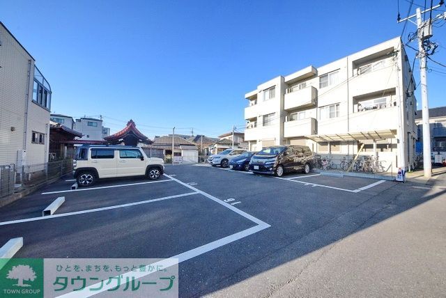 駐車場　目の前月極駐車場
