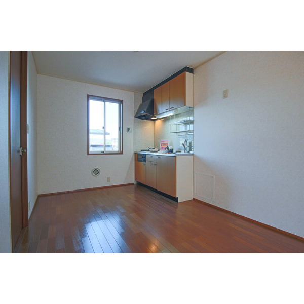 キッチン　同じ建物の別のお部屋