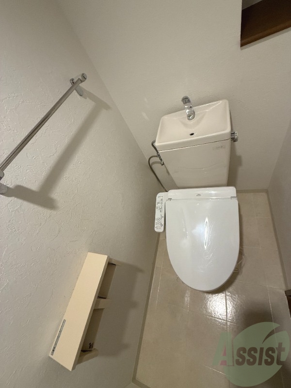 トイレ　トイレの写真です。シンプルで使いやすそうですね。