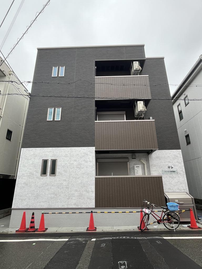 建物外観　※建設中