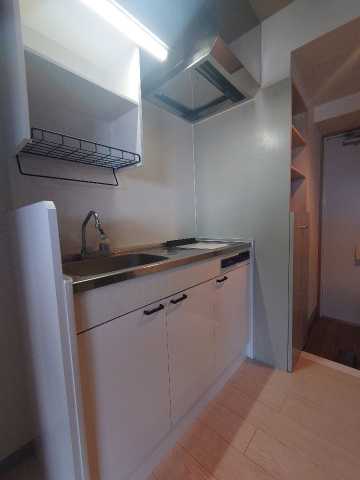キッチン　別部屋参考写真です
