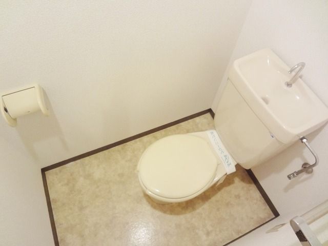 トイレ　★清潔感漂うトイレです★