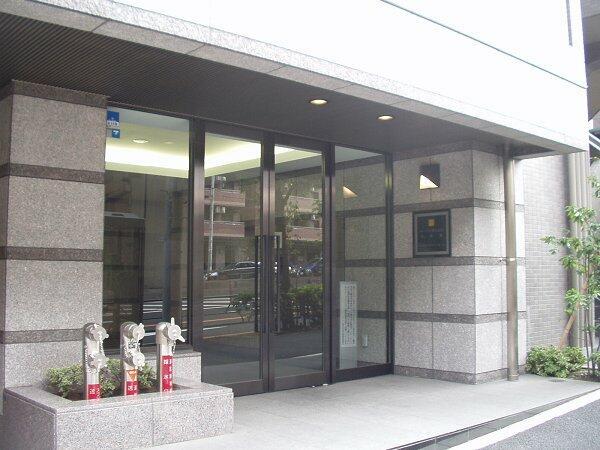 エントランス　エントランス外